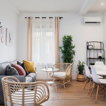 Mino Suite Apartment Sevilla Eksteriør billede