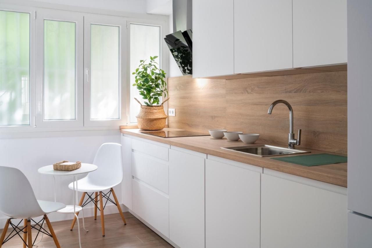 Mino Suite Apartment Sevilla Eksteriør billede